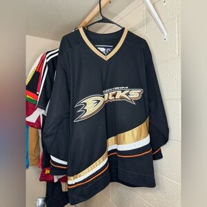 Vintage Anaheim Ducks Jersey